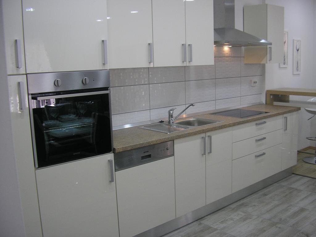Apartments Viki Trogir Eksteriør bilde