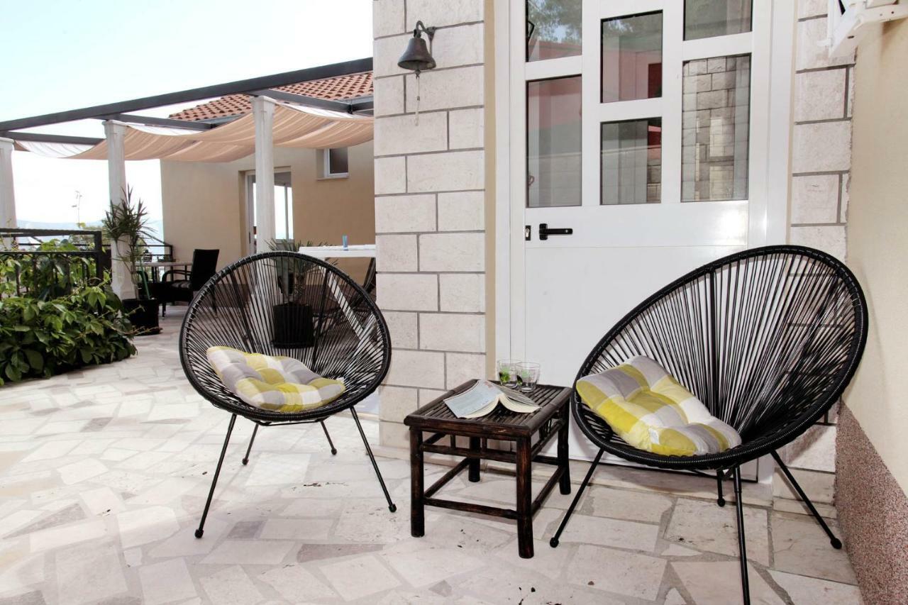 Apartments Viki Trogir Eksteriør bilde