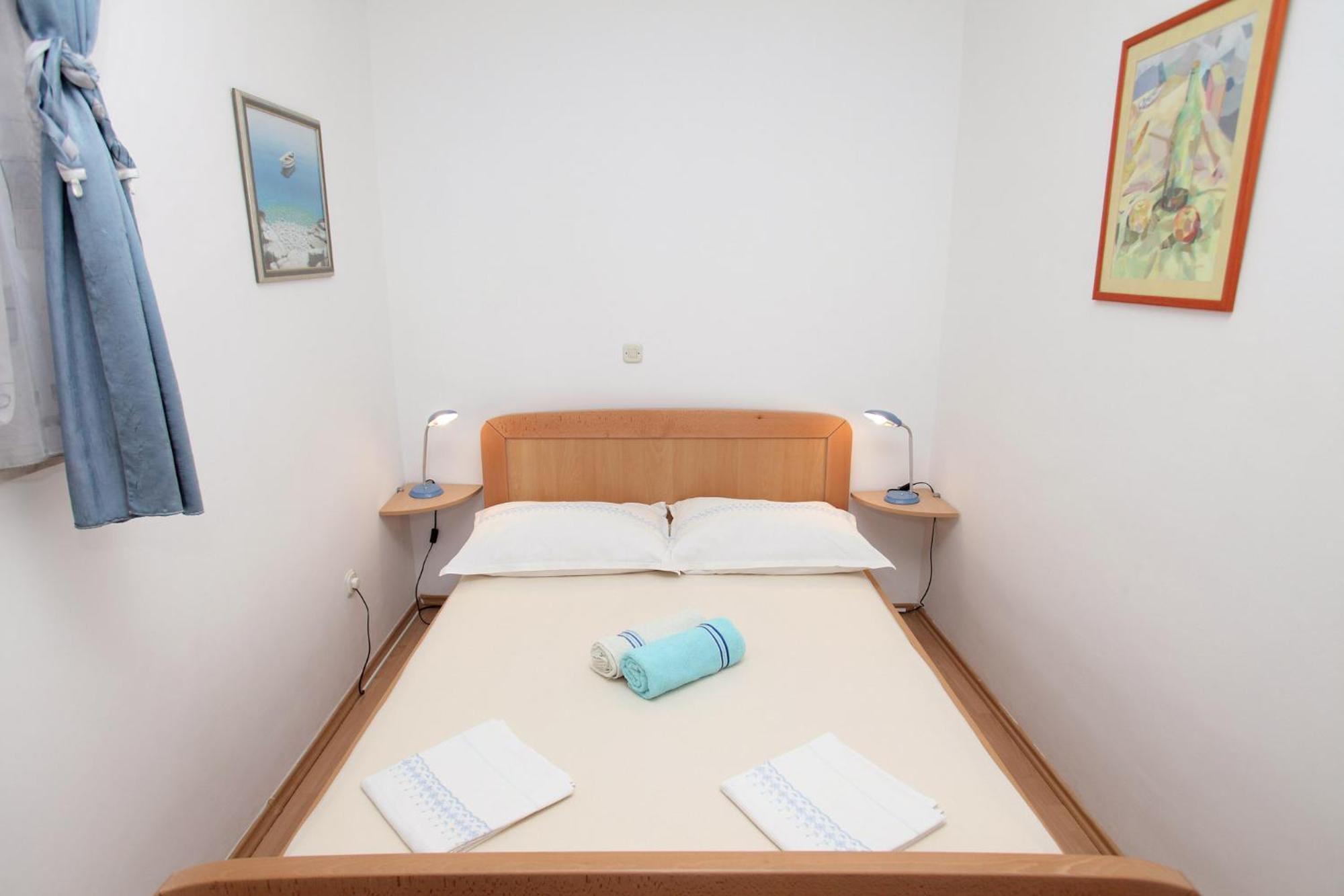 Apartments Viki Trogir Eksteriør bilde
