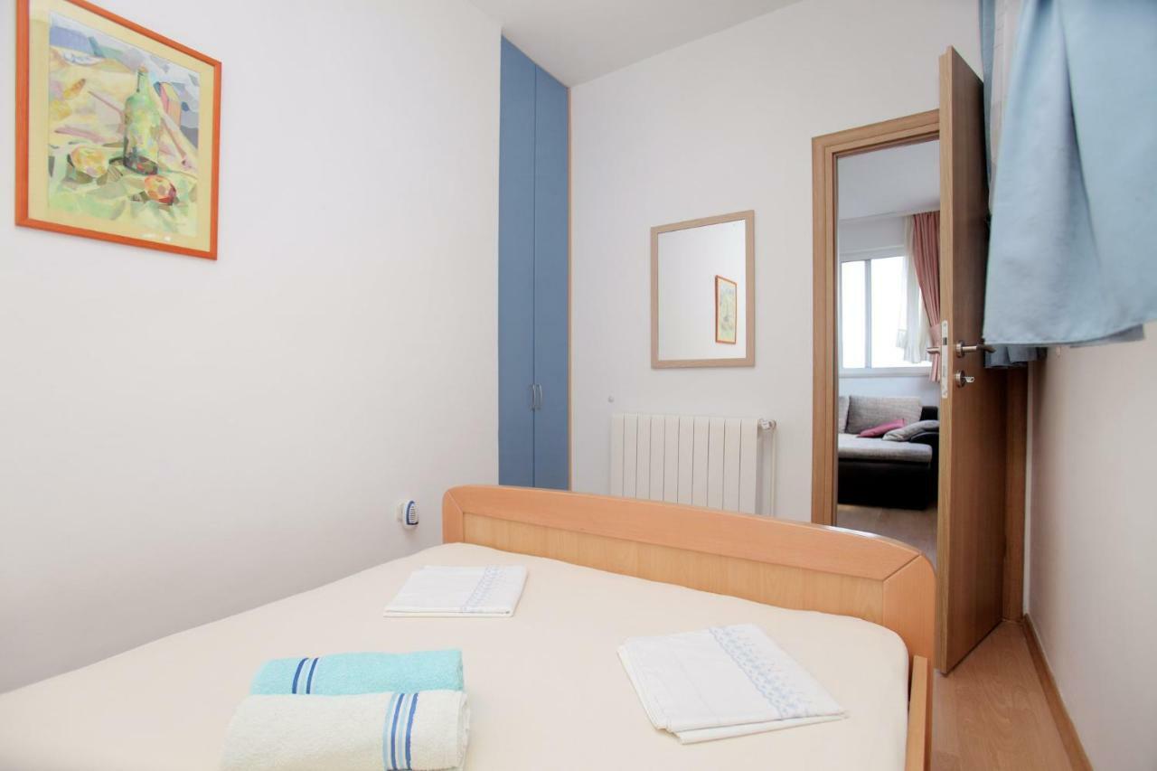 Apartments Viki Trogir Eksteriør bilde